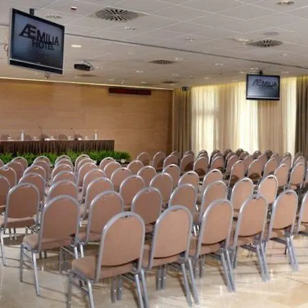 Otel Savhotel Aemilia 4*