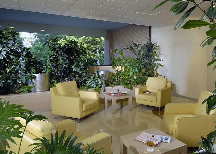 Savhotel Aemilia 4*