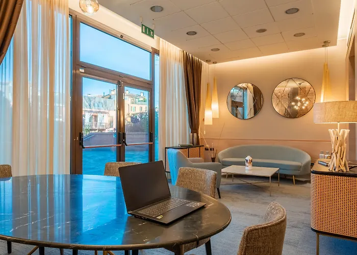 Hotel Savhotel Aemilia