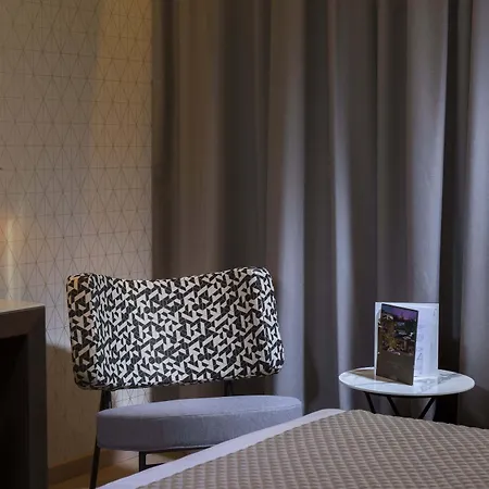 מלון Savhotel Aemilia בולוניה