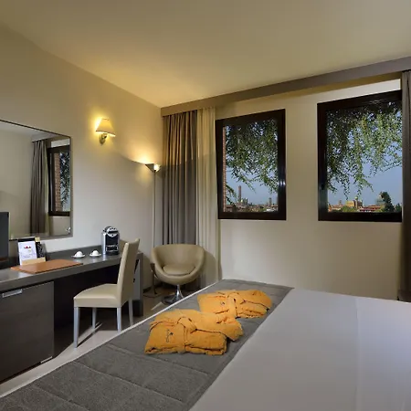 Savhotel Aemilia