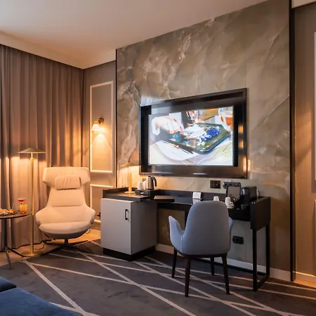 Hotel Savhotel Aemilia