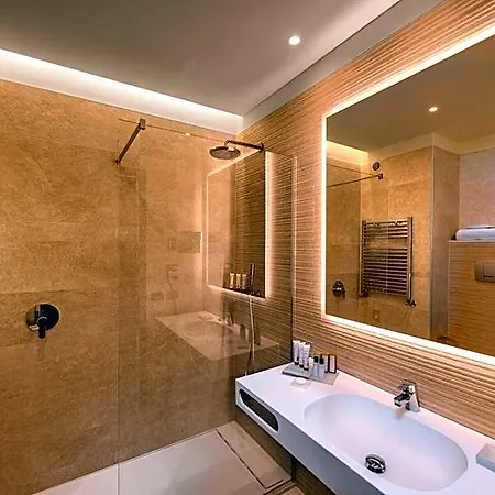 Hotel Savhotel Aemilia