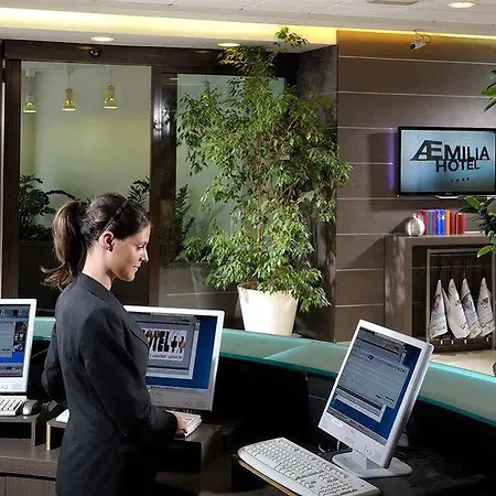 Savhotel Aemilia Hotel 4*