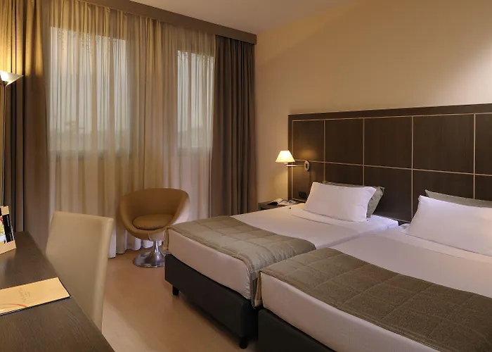 Hotel Savhotel Aemilia
