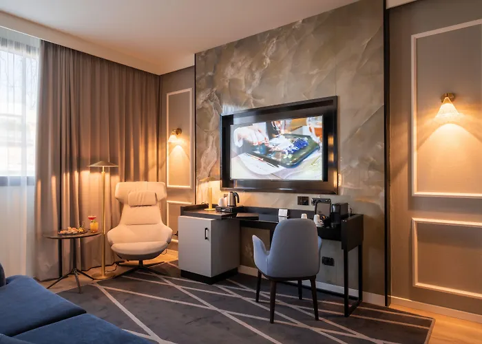 מלון Savhotel Aemilia