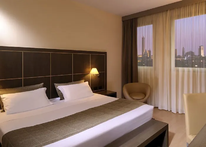 Savhotel Aemilia מלון בולוניה