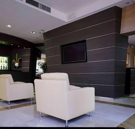 Savhotel Aemilia Hotel 4*
